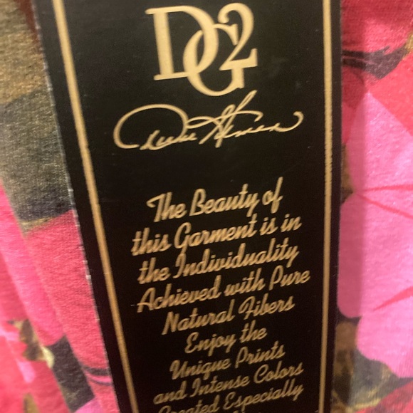 DG2 by Diane Gilman Pink and Green Floral Short Sleeve Top - Picture 4 of 5